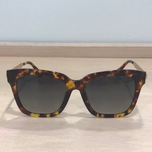 Now 50% off!!!- BRAND NEW IN BOX-Diff Eyewear, Bella, tortoise sunglasses, brown